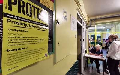 W Warszawie do protestu przystąpiło ponad  80 proc. nauczycieli. Na Mazowszu strajkuje 40 proc. szkół.
