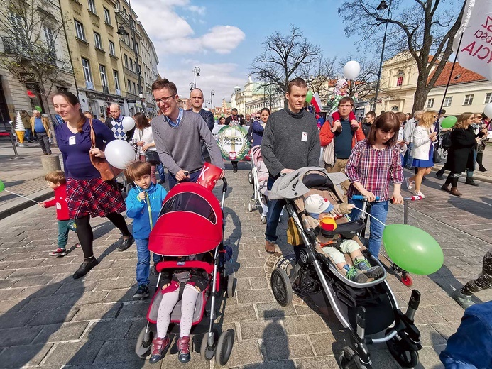 Idea marszu związana jest z obchodzonym w Kościele 25 marca Dniem Świętości Życia.