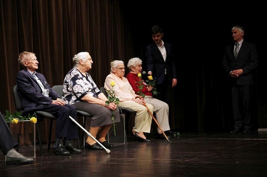 Premiera filmu "Auschwitz - w sieci dobra" w Oświęcimiu