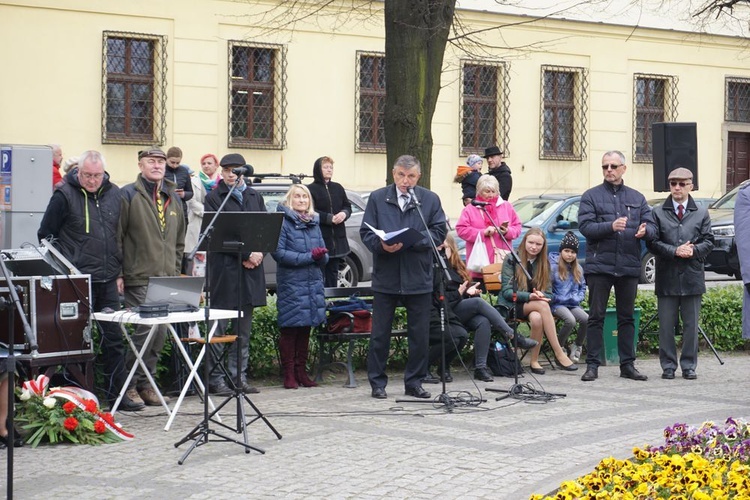 Świdnickie uroczystości upamiętniające 79. rocznicę zbrodni katyńskiej