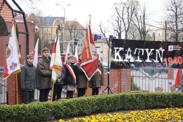 Świdnickie uroczystości upamiętniające 79. rocznicę zbrodni katyńskiej