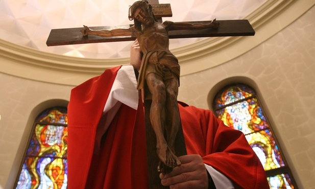 Propozycje śpiewów - Liturgia Męki Pańskiej