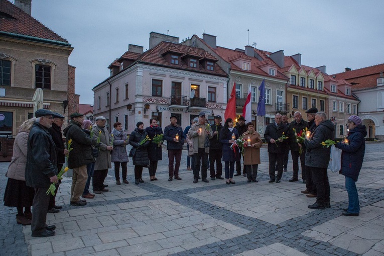 Sandomierz. Uczcili pamięć ofiar katastrofy smoleńskiej 