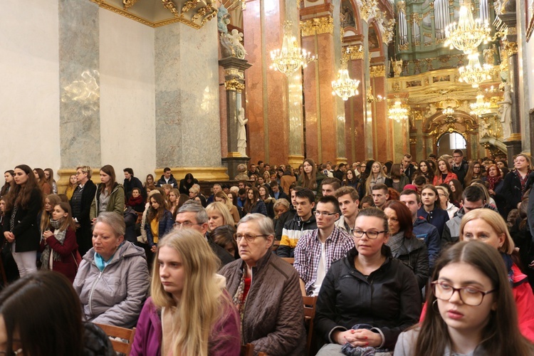 Pielgrzymka maturzystów na Jasną Górę