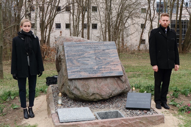 Uroczystość upamiętnienia pomordowanych w Katyniu odbyła się na Kortowie 