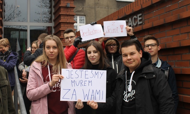 Śląskie. Egzaminy bez przeszkód, zdania na temat strajku podzielone