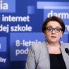 Zalewska: Egzaminy odbyły się bez żadnych zakłóceń