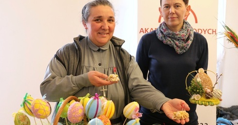 S. Małgorzata Binkowska i Anna Szczepanowska z Akademii Młodych CDR