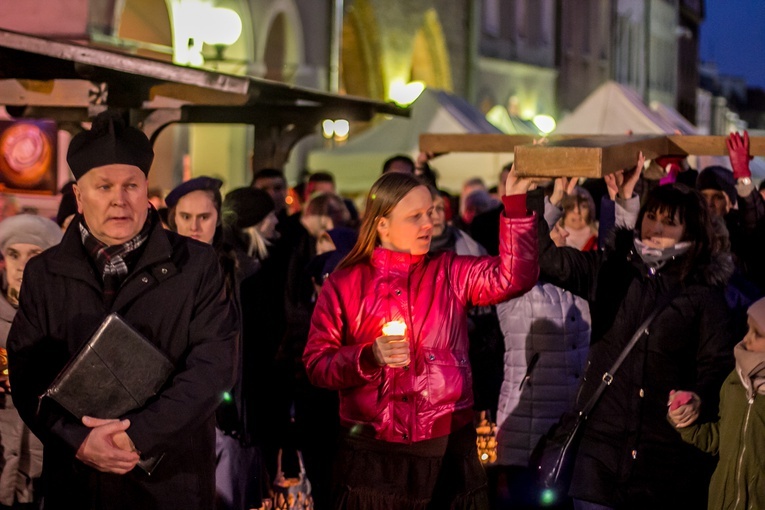 Droga Krzyżowa ulicami Olsztyna