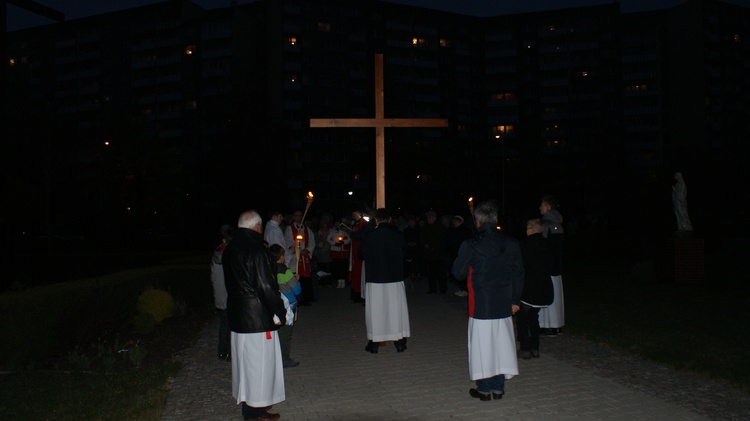 Droga Krzyżowa ulicami osiedla Polanka - parafia Odkupiciela Świata