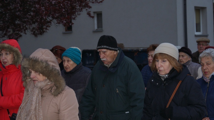 Droga Krzyżowa ulicami osiedla Polanka - parafia Odkupiciela Świata