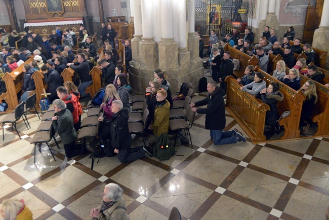 EDK z radomskiej katedry do Skrzyńska