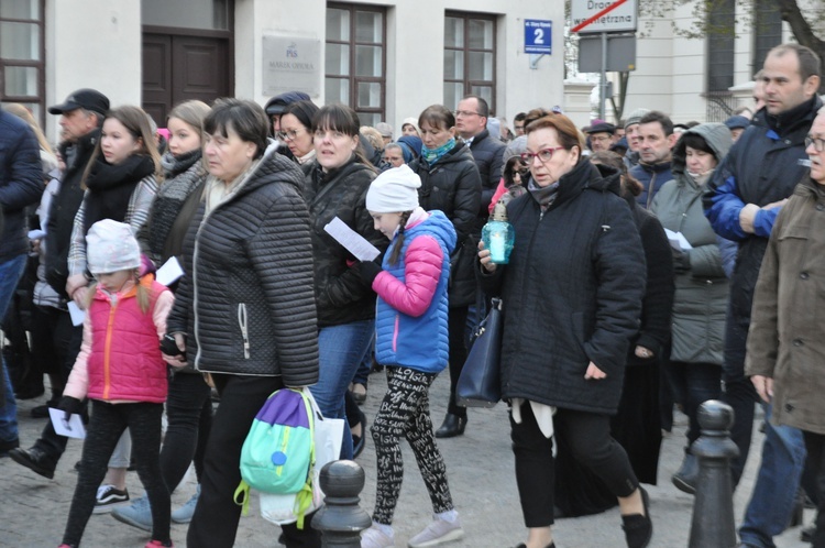 Droga Krzyżowa w Płocku