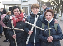 Ewa Karasińska (w środku) po raz pierwszy wraz z koleżankami wybrała się na Ekstremalną Drogę Krzyżową.