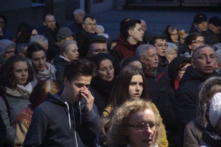 Droga Krzyżowa ulicami Legnicy