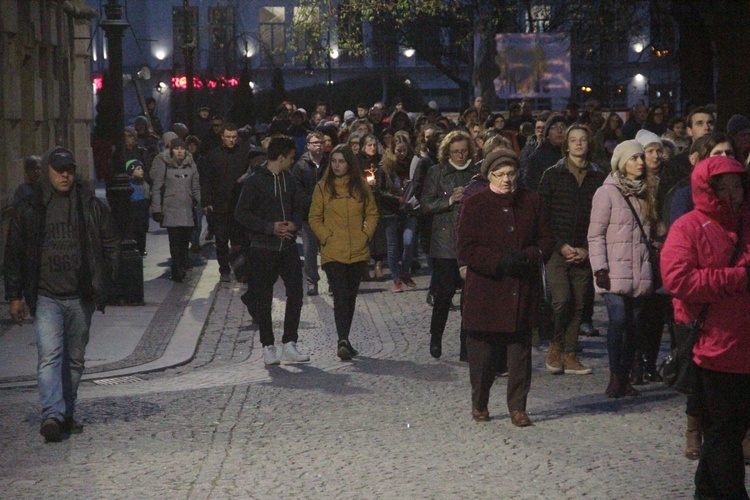 Droga Krzyżowa ulicami Legnicy