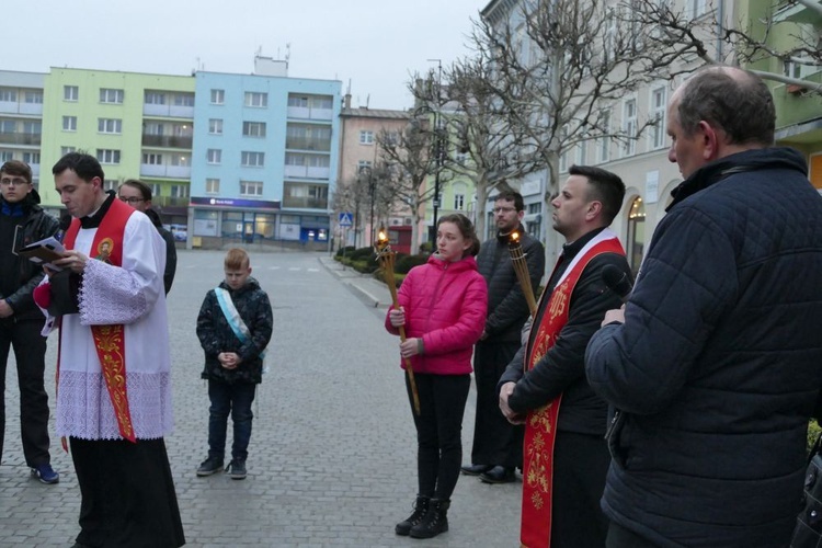 Droga Krzyżowa ulicami miast - Strzegom