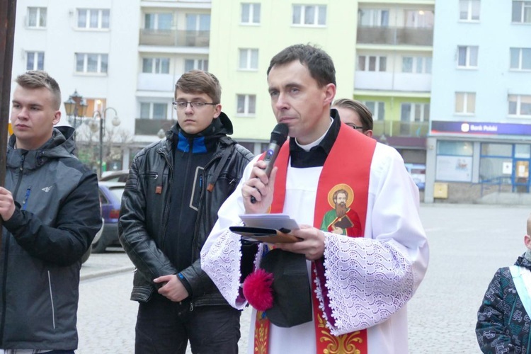 Droga Krzyżowa ulicami miast - Strzegom