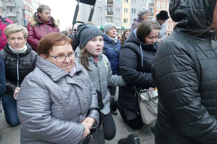 Droga Krzyżowa ulicami miast - Strzegom