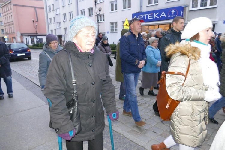 Droga Krzyżowa ulicami miast - Strzegom