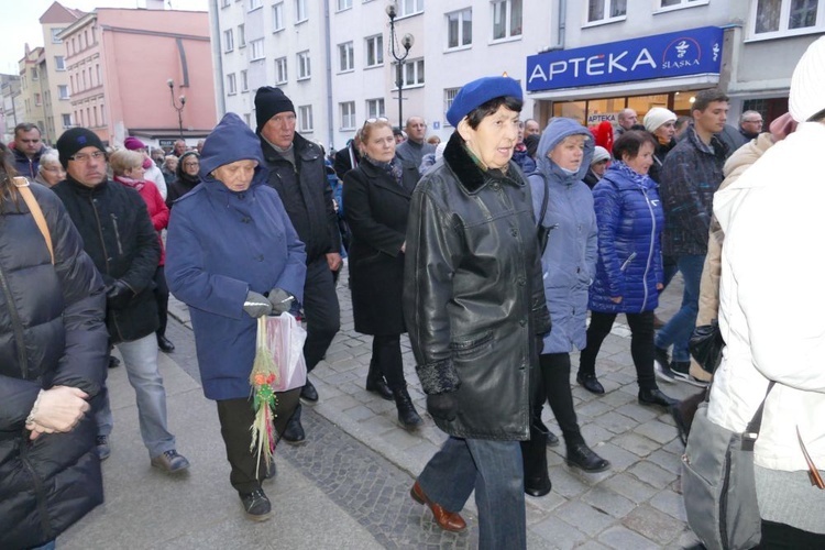 Droga Krzyżowa ulicami miast - Strzegom