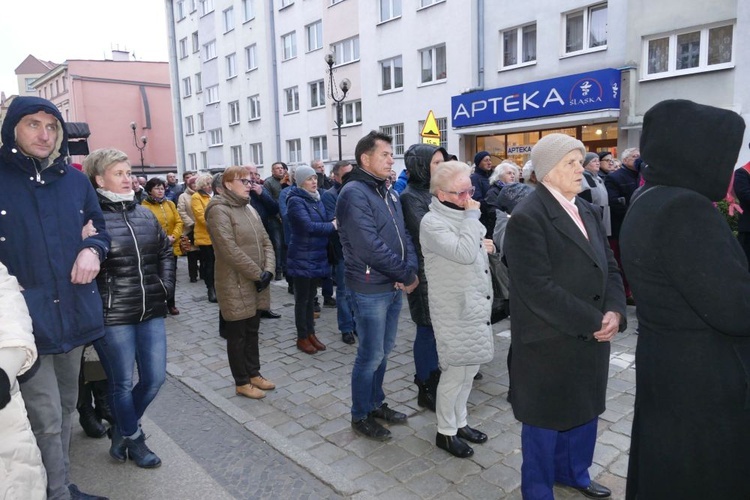 Droga Krzyżowa ulicami miast - Strzegom