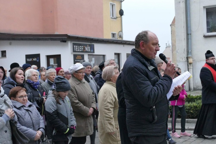 Droga Krzyżowa ulicami miast - Strzegom