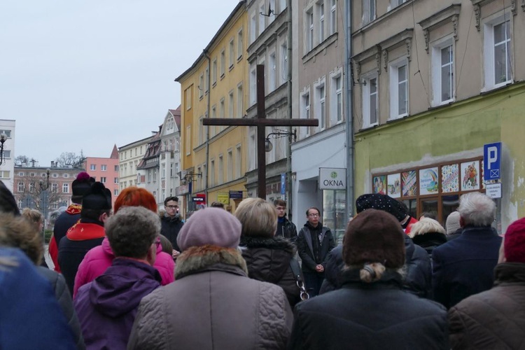 Droga Krzyżowa ulicami miast - Strzegom