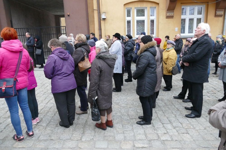 Droga Krzyżowa ulicami miast - Strzegom