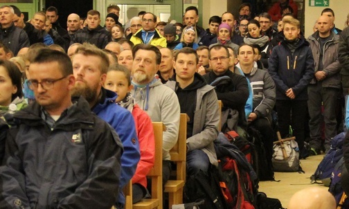 Uczestnicy EDK w pallotyńskim kościele św. Andrzeja Boboli.