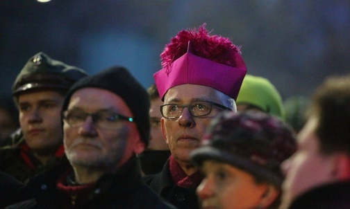Katowice: droga krzyżowa na ulicach miasta