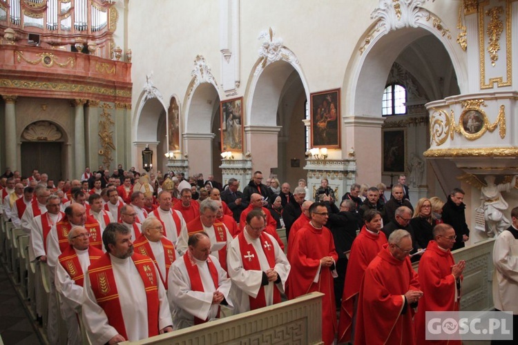 Sesja robocza I Synod Diecezji Zielonogórsko-Gorzowskiej - cz. I