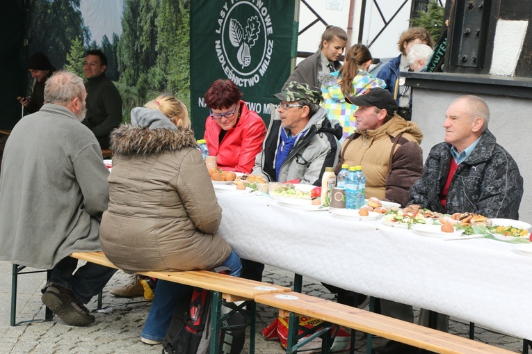 Śniadanie wielkanocne dla samotnych, chorych i potrzebujących w Miliczu