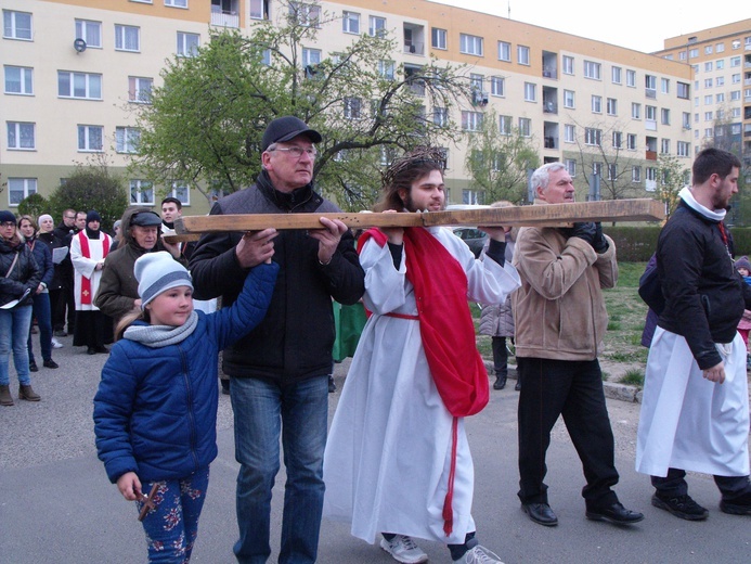 Droga Krzyżowa na Zgorzelisku cz. 2