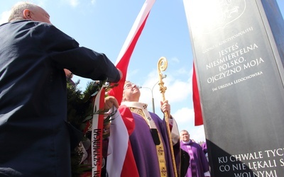 Gdańsk dziękuje za dary Opatrzności Bożej pomnikiem