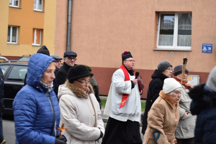 Droga Krzyżowa ulicami miast - Świebodzice