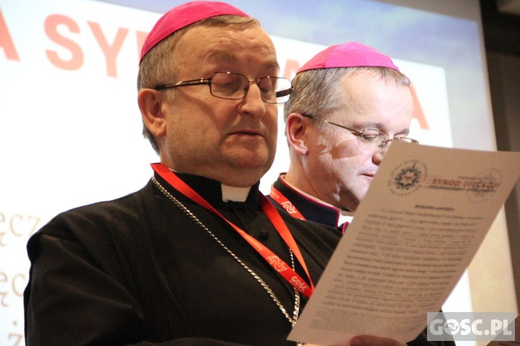 Sesja robocza I Synod Diecezji Zielonogórsko-Gorzowskiej - cz. II