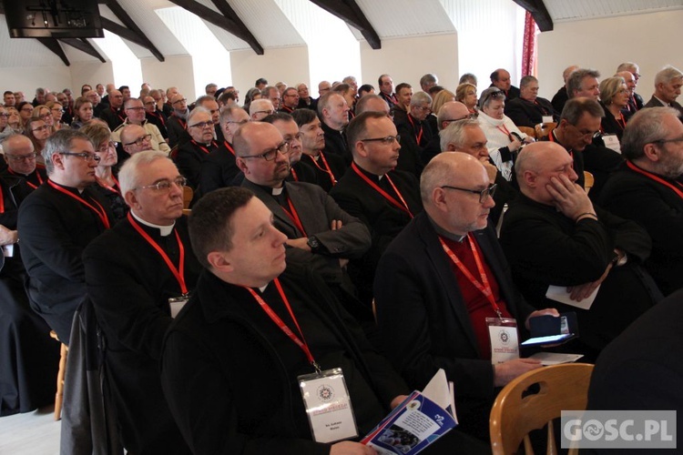 Sesja robocza I Synod Diecezji Zielonogórsko-Gorzowskiej - cz. II