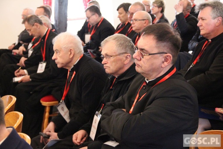 Sesja robocza I Synod Diecezji Zielonogórsko-Gorzowskiej - cz. II