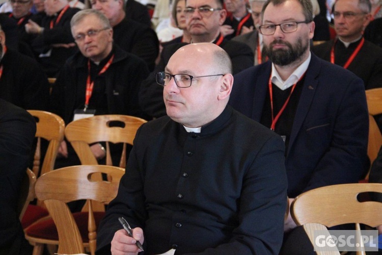 Sesja robocza I Synod Diecezji Zielonogórsko-Gorzowskiej - cz. II