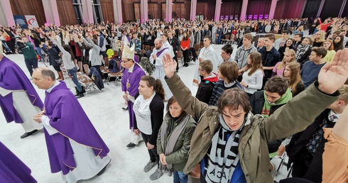 Jesteście młodością Kościoła! Diecezjalny Dzień Młodzieży w Warszawie