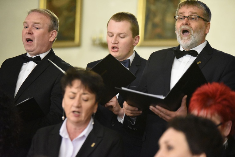 Patronka w trudnych sprawach w Zalasowej
