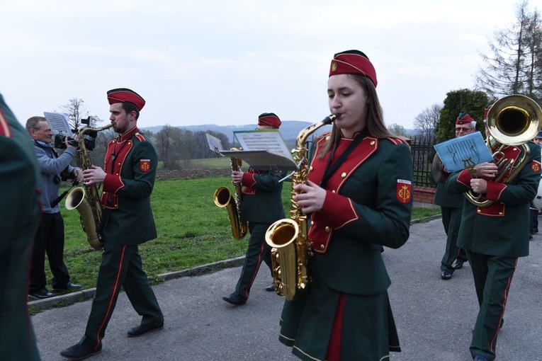 Patronka w trudnych sprawach w Zalasowej