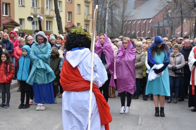 Droga Krzyżowa ulicami miast - Nowa Ruda-Słupiec