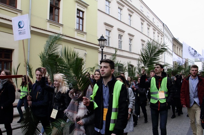 Niedziela Palmowa z udziałem młodzieży w Krakowie 2019