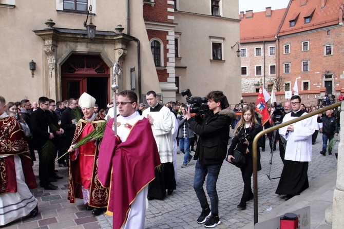 Niedziela Palmowa z udziałem młodzieży w Krakowie 2019