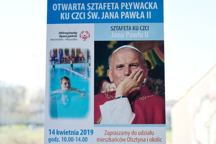 XIV Otwarta Sztafeta Pływacka ku Czci Jana Pawła II