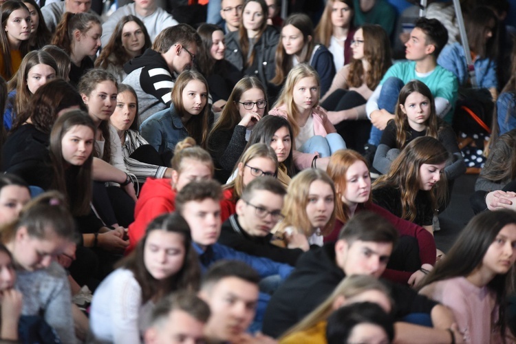 Tarnów. Niedziela Palmowa młodych. Zawiązanie wspólnoty