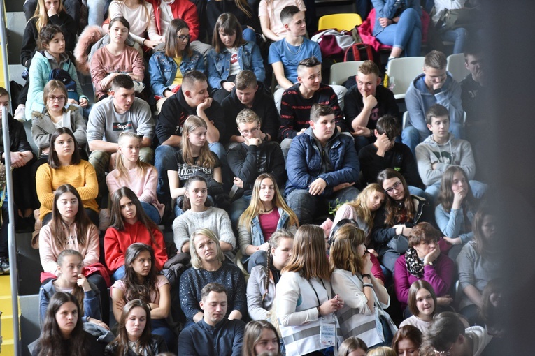 Tarnów. Niedziela Palmowa młodych. Zawiązanie wspólnoty