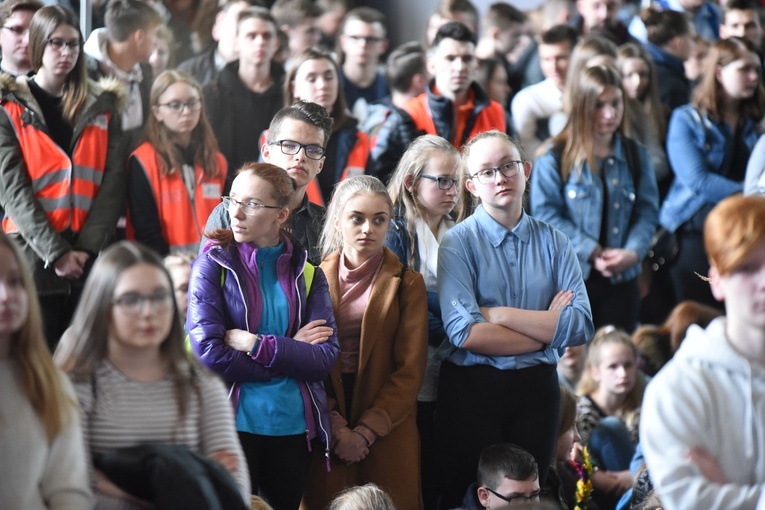 Tarnów. Niedziela Palmowa młodych. Zawiązanie wspólnoty